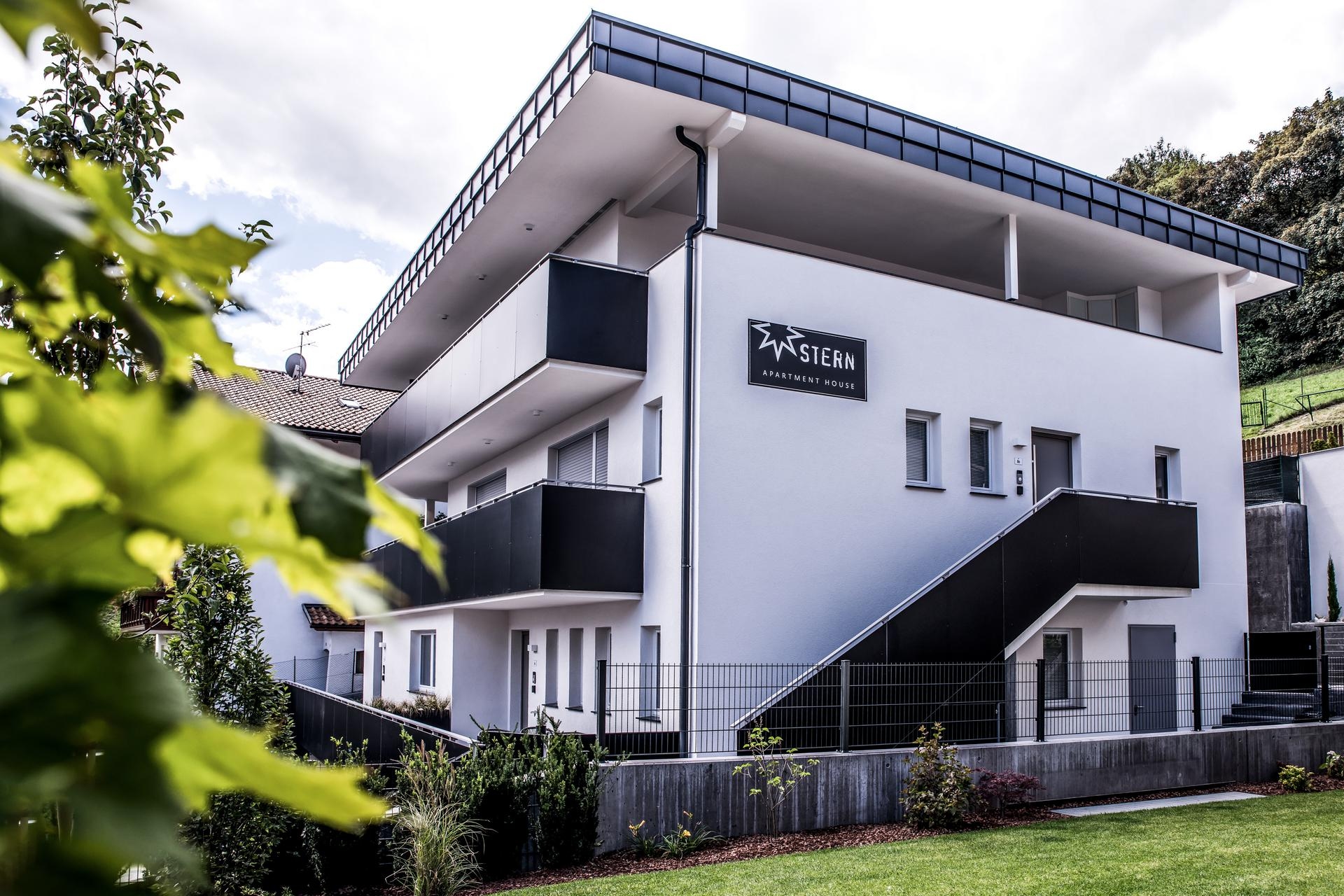 https://apartment.stern.one/uploads/tx_bh/91/001.jpg?mod=1724228748