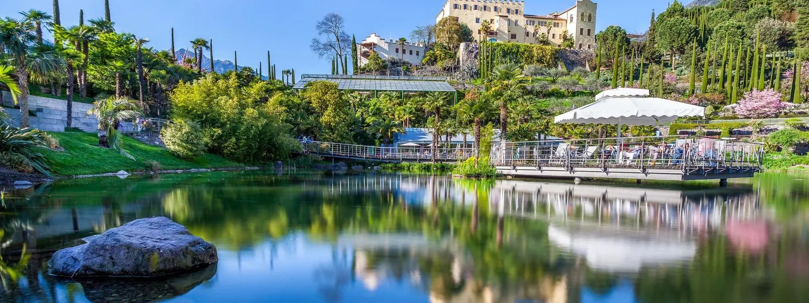https://www.blumenhotel.it/typo3temp/assets/_processed_/b/c/csm__die_gaerten_von_schloss_trauttmansdorff_alexander_pichler_4__568a33cbcd.webp