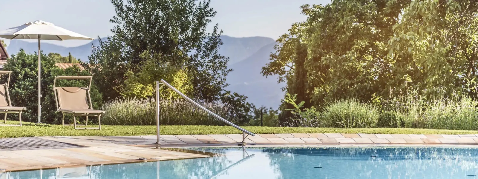 https://www.blumenhotel.it/typo3temp/assets/_processed_/d/d/csm_web-0477.jpg_2af391cce9.webp